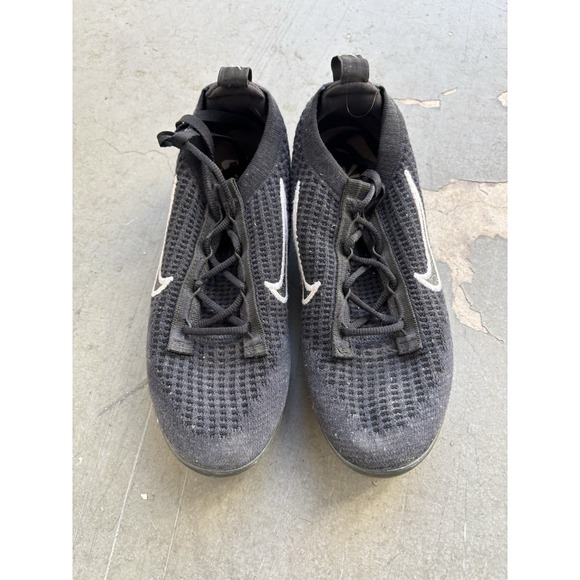 Nike Air VaporMax Flyknit Women's Size 6.5 US DC4112-002 Black Speckled Shoes - Picture 2 of 5